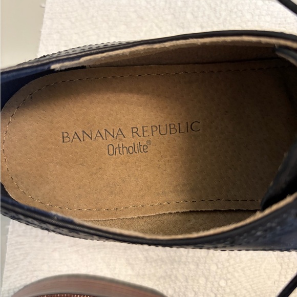 Banana Republic Black Mens Leather Wingtips - Picture 5 of 7